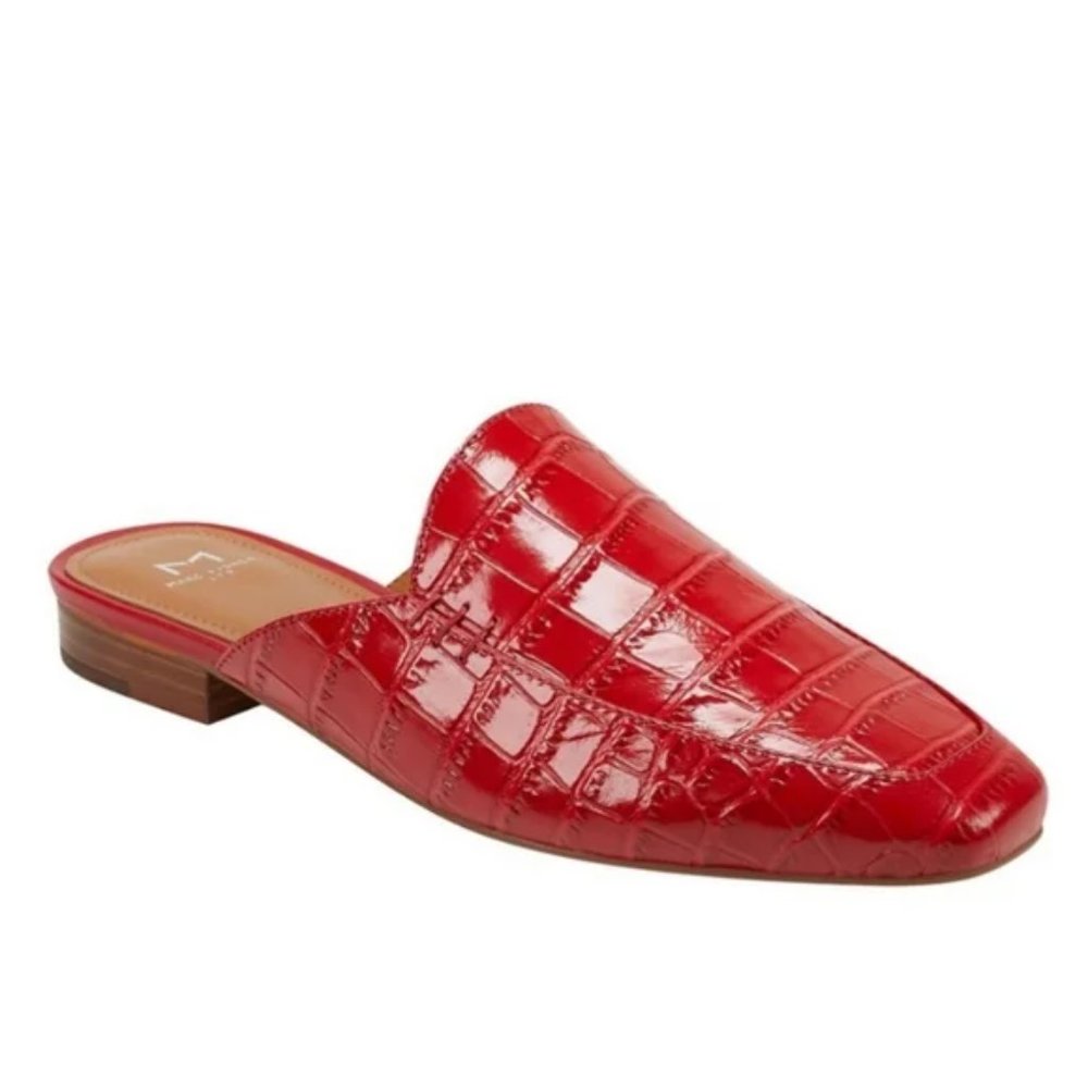 Marc Fisher Crocodile Embossed Red Leather Mule Size 7.5 Excellent Condition